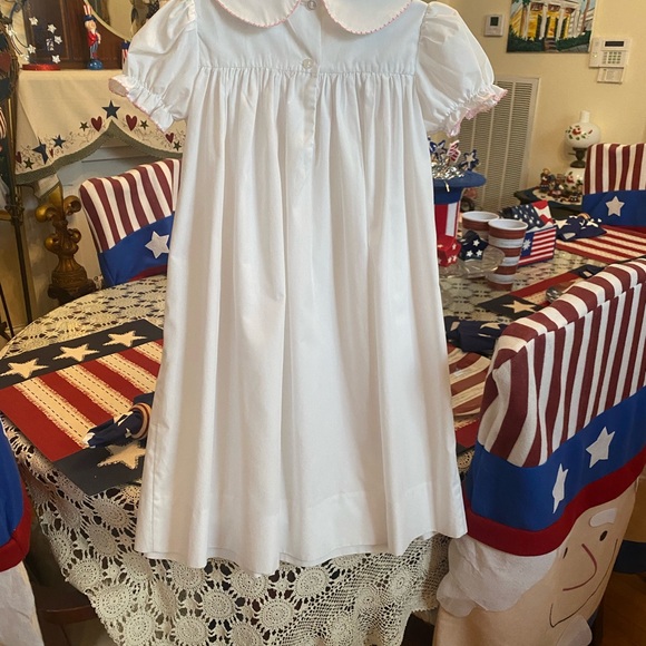 Shrimp & Grits Smocked Girls Dress size 5 - Picture 5 of 15
